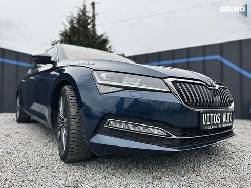 Skoda Superb 2019 - фото 2