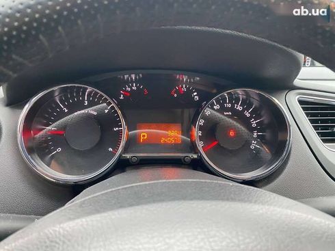 Peugeot 5008 2014 - фото 13