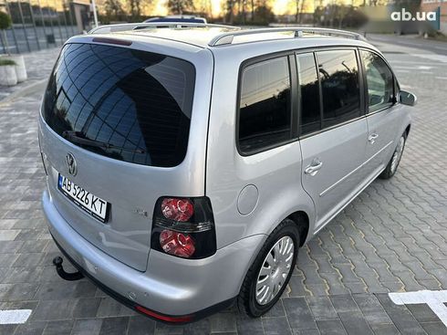 Volkswagen Touran 2008 - фото 21