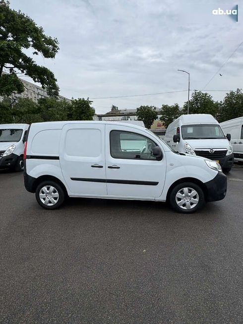 Renault Kangoo 2020 - фото 12