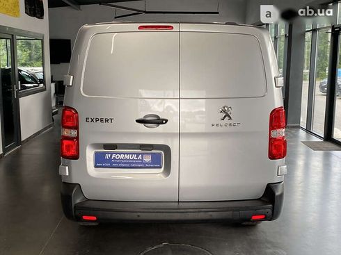 Peugeot Expert 2017 - фото 12