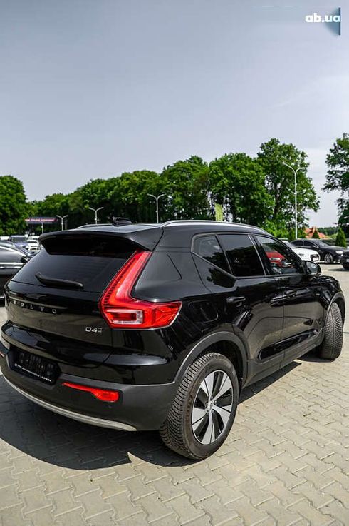 Volvo XC40 2020 - фото 10