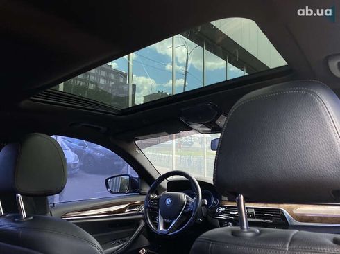 BMW 5 серия 2018 - фото 12