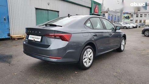 Skoda Octavia 2021 - фото 19