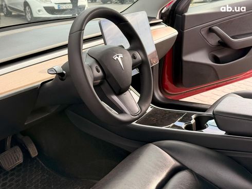 Tesla Model 3 2019 красный - фото 25