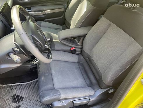 Citroёn C4 2015 желтый - фото 17