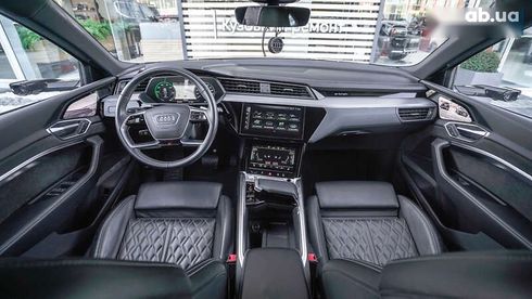 Audi E-Tron 2020 - фото 8