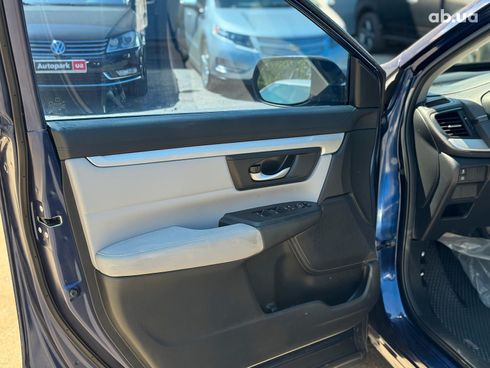 Honda CR-V 2019 синий - фото 18