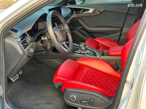 Audi S4 2023 белый - фото 9