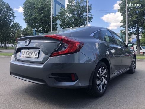 Honda Civic 2017 - фото 9