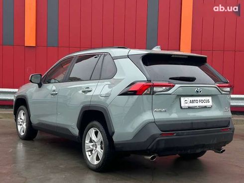 Toyota RAV4 2021 - фото 5