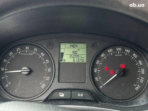 Skoda Fabia 2014 белый - фото 35