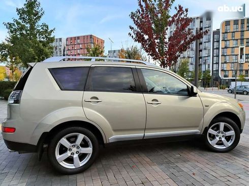 Mitsubishi Outlander XL 2007 - фото 23