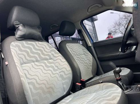 Skoda Fabia 2009 - фото 20