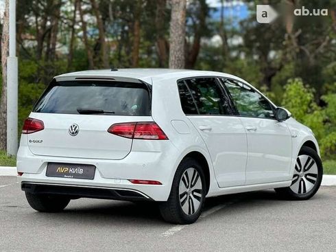 Volkswagen e-Golf 2017 - фото 10