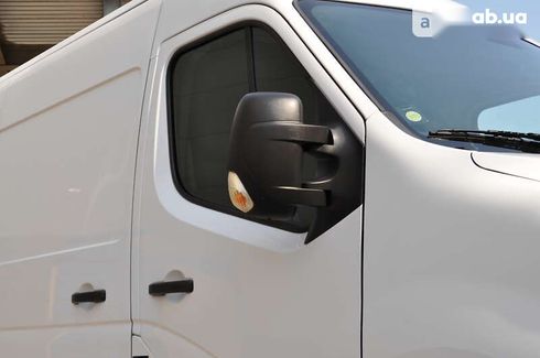 Renault Master 2020 - фото 29