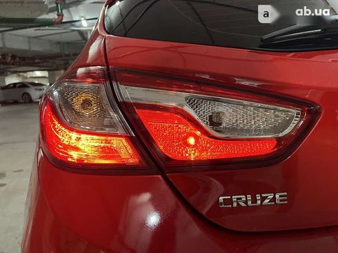 Chevrolet Cruze 2018 - фото 15