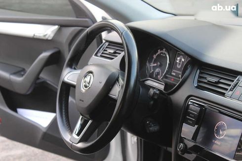 Skoda Octavia 2019 - фото 22