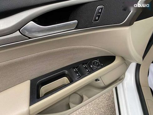 Ford Fusion 2019 - фото 12