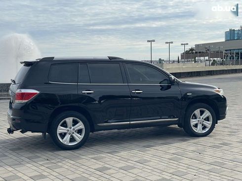 Toyota Highlander 2013 - фото 7