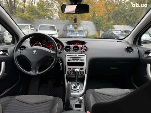 Peugeot 308 2011 серый - фото 36
