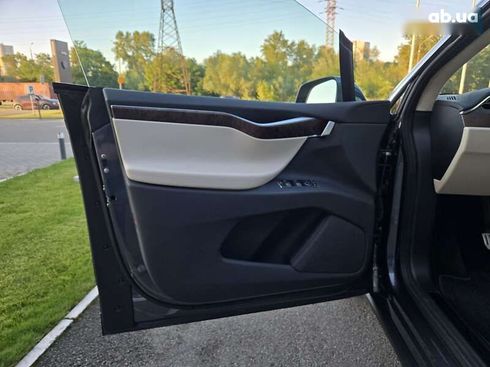 Tesla Model X 2018 - фото 27