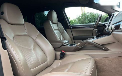 Porsche Cayenne 2012 - фото 24