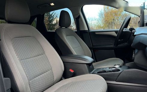 Ford Escape 2021 - фото 18