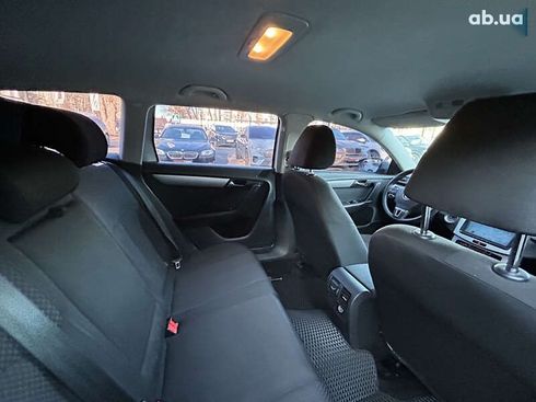Volkswagen Passat 2013 - фото 26