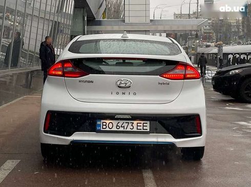 Hyundai Ioniq 2016 - фото 7