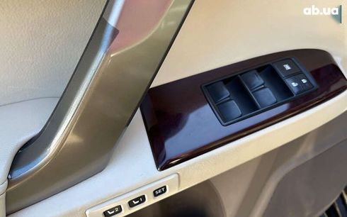 Lexus GX 2013 - фото 8