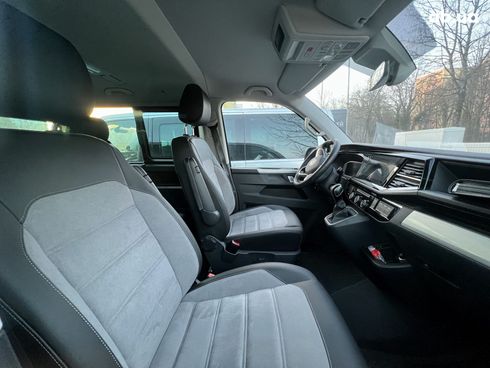 Volkswagen Multivan 2021 - фото 11