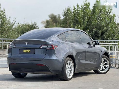 Tesla Model Y 2022 - фото 12