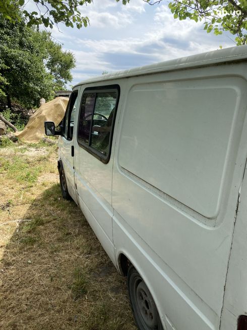 Ford Transit 1989 белый - фото 2