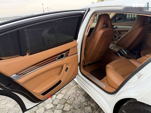 Porsche Panamera 2013 - фото 22