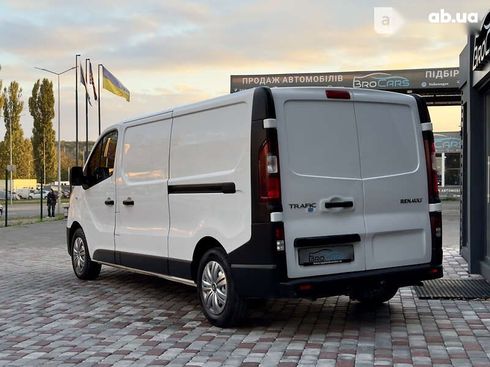 Renault Trafic 2016 - фото 6