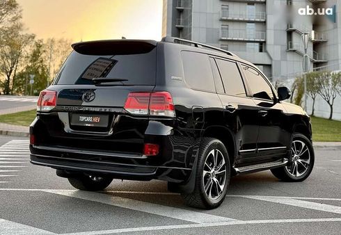 Toyota Land Cruiser 2020 - фото 14