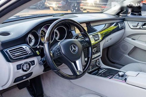 Mercedes-Benz CLS-Класс 2012 - фото 18