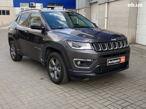 Jeep Compass 2017 серый - фото 3