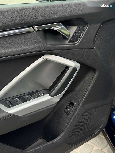 Audi Q3 2020 - фото 7