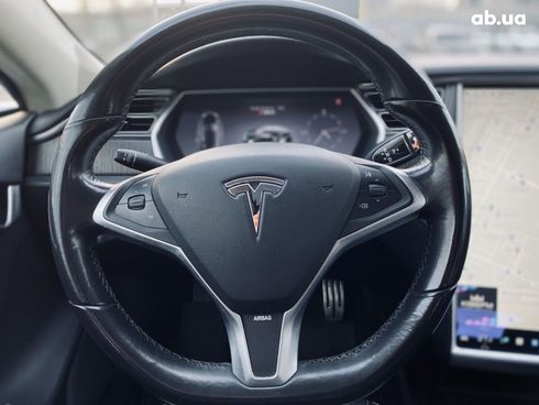 Tesla Model S 2013 зеленый - фото 18