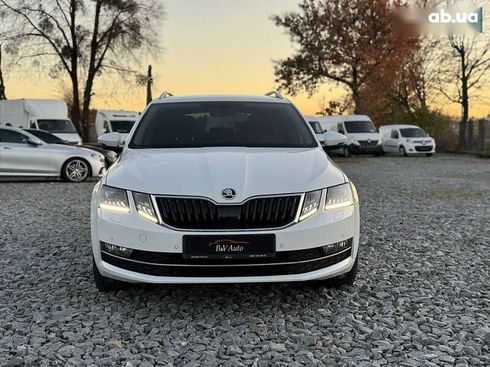 Skoda Octavia 2017 - фото 16