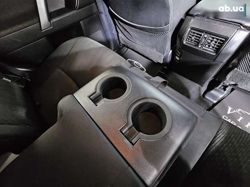 Toyota Land Cruiser Prado 2014 - фото 18