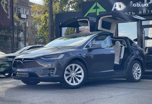 Tesla Model X 2018 - фото 7