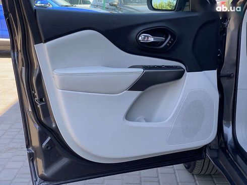 Jeep Cherokee 2020 - фото 23