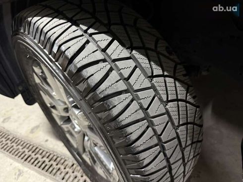 Toyota Land Cruiser Prado 2020 - фото 14