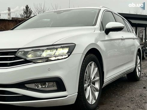 Volkswagen Passat 2021 - фото 11