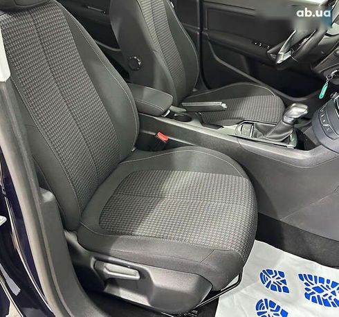 Peugeot 308 2018 - фото 10