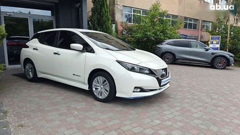 Nissan Leaf 2018 - фото 4