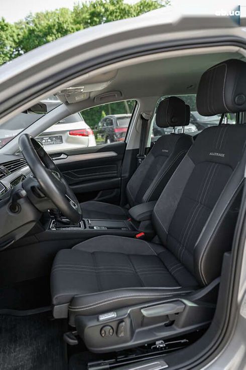 Volkswagen passat alltrack 2020 - фото 18